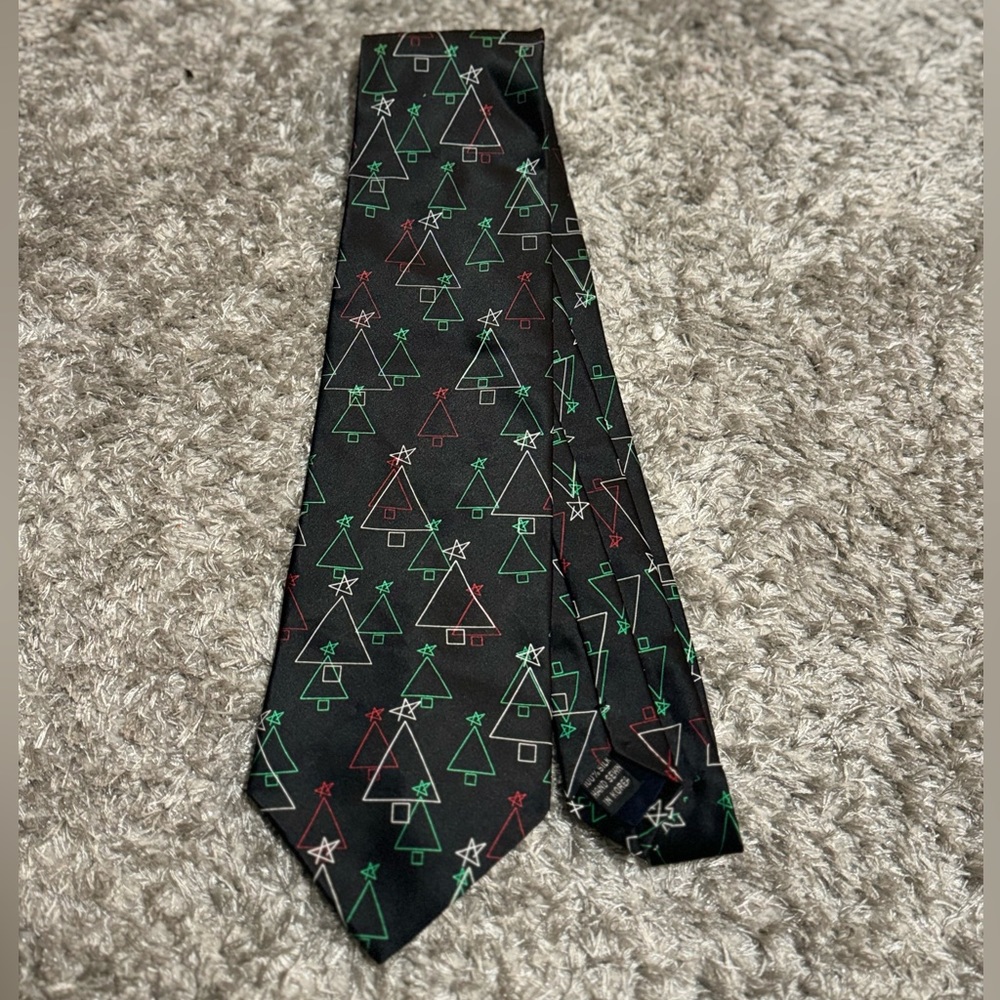 EUC- FN Holiday Necktie